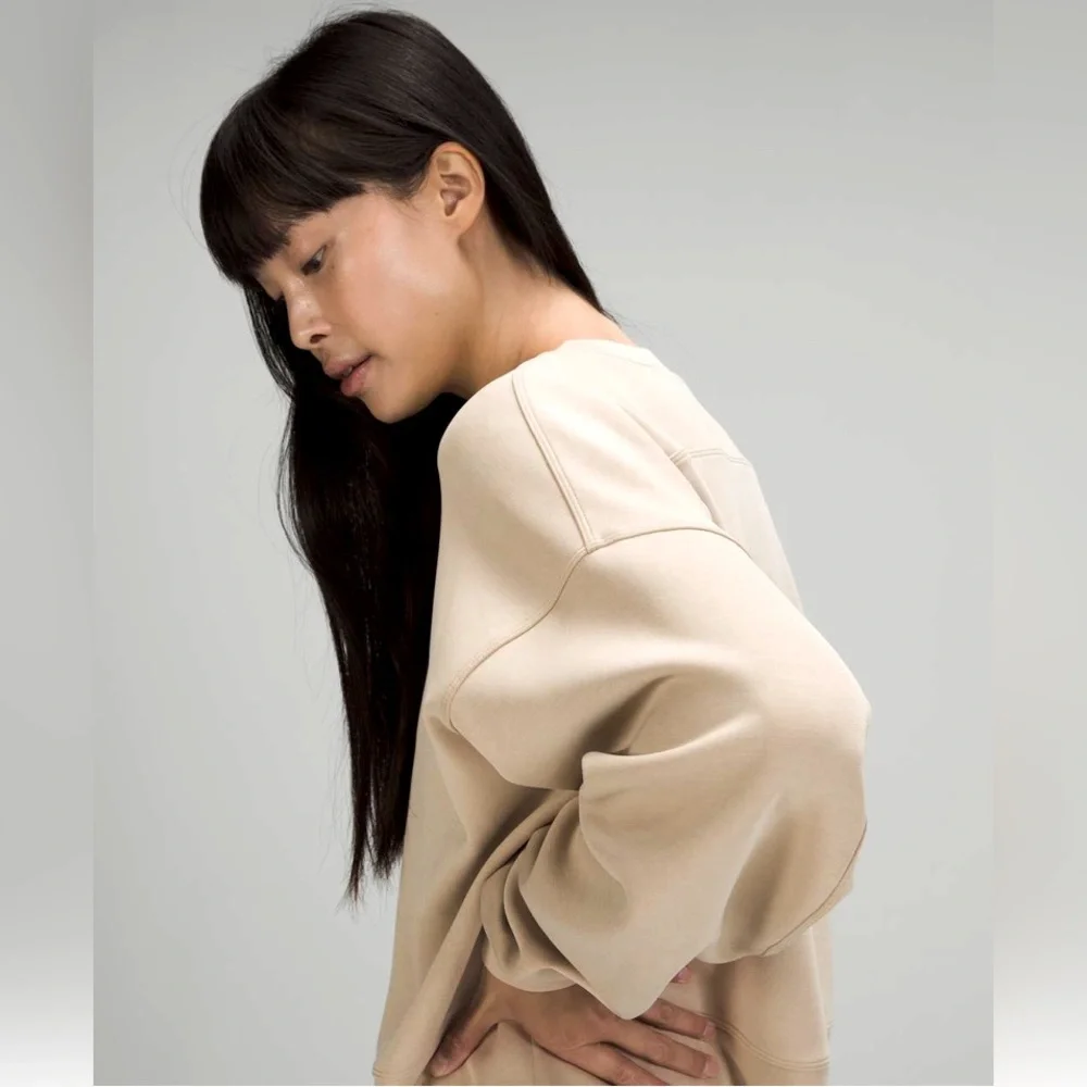 Lululemon Perfectly Oversized Cropped Crew Sweatshirt Softstreme Trench Tan - Picture 6 of 8